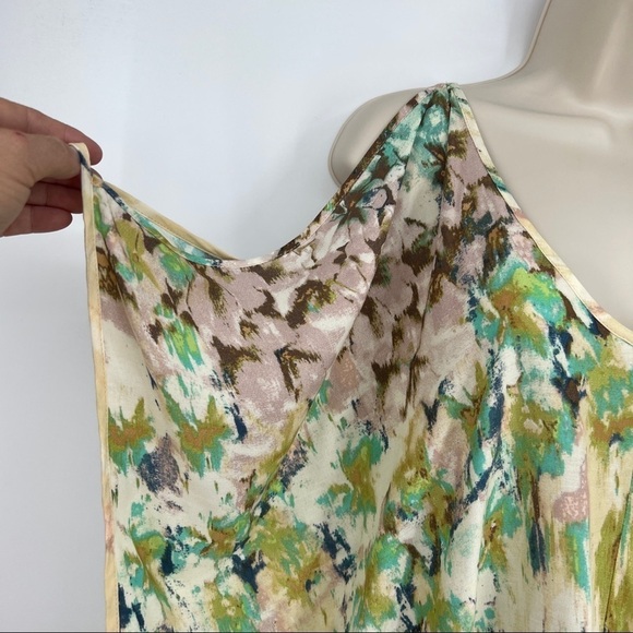 Lovestitch Floral Cold Shoulder Keyhole V-Neckline Multicolor Scarf Blouse - Picture 2 of 11